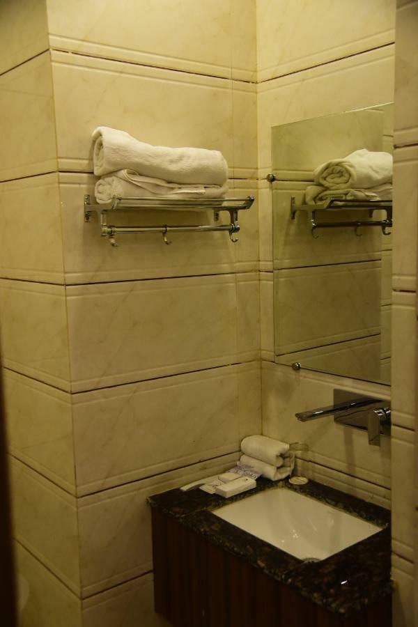 Hotel D S Inn أمريتسار المظهر الخارجي الصورة