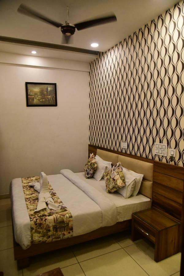 Hotel D S Inn أمريتسار المظهر الخارجي الصورة